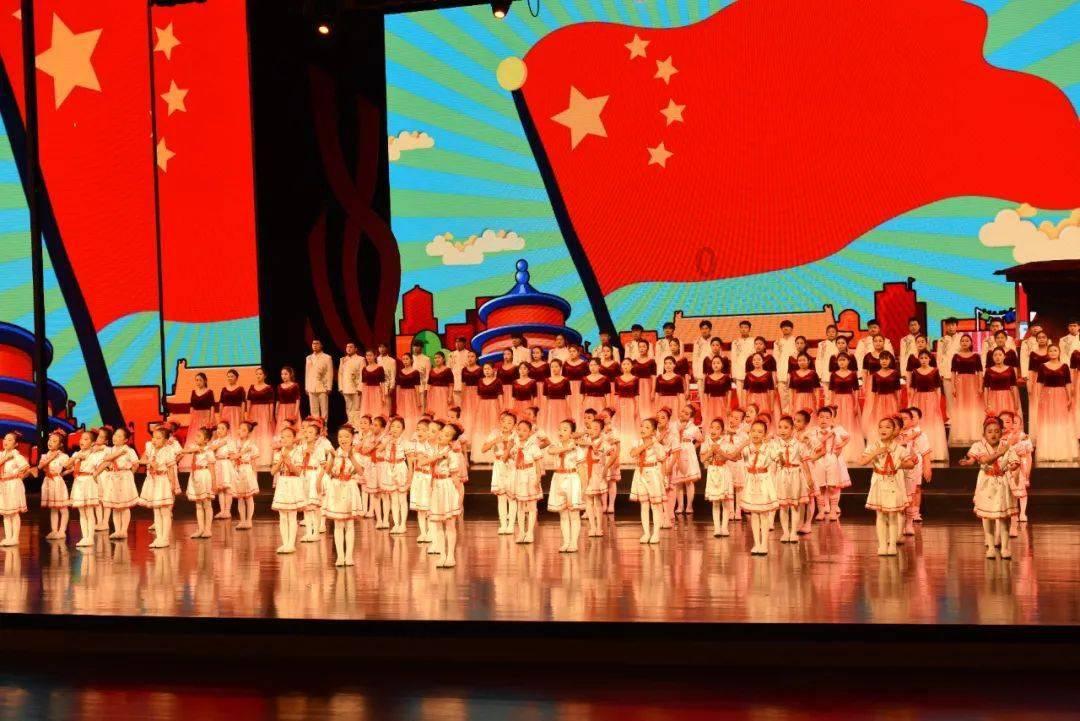 自贡灯会如此“养眼”无丝工艺造就飞天“仙女”